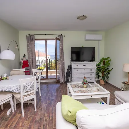 Allegra 2 Slaapkamers Op 50m De Zee 카바르나